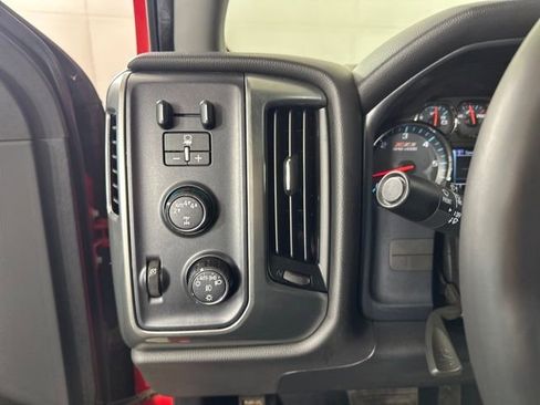 Used 2019 Chevrolet Silverado 1500 LT w/ All Star Edition image 20