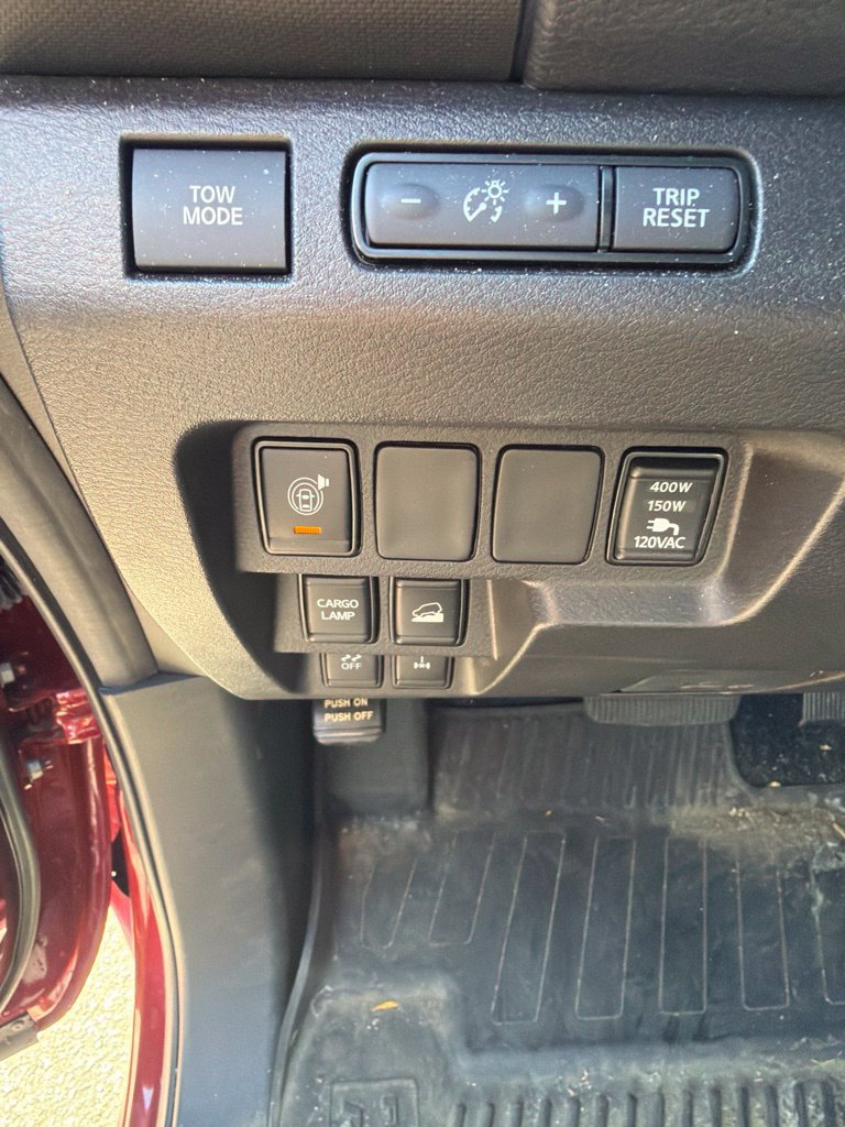 Used 2023 Nissan Frontier PRO-4X w/ Pro-4X Premium Package AWD/4WD image 18
