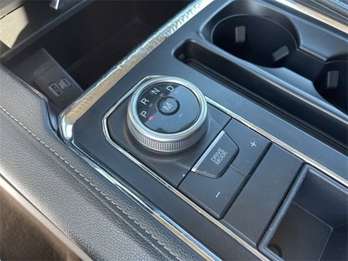 Used 2022 Ford Expedition XLT image 20