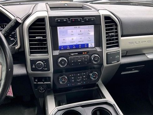 Used 2021 Ford F250 Lariat w/ Chrome Package image 9