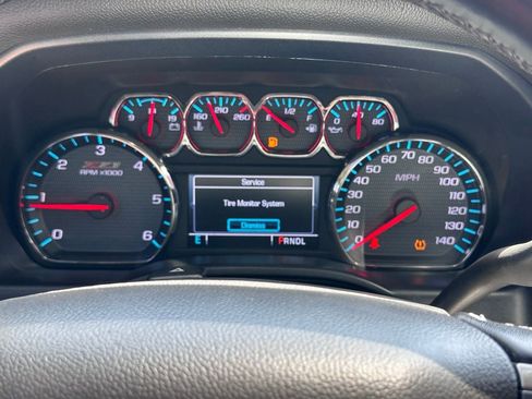 Used 2018 Chevrolet Silverado 1500 LT w/ Texas Edition AWD/4WD image 25