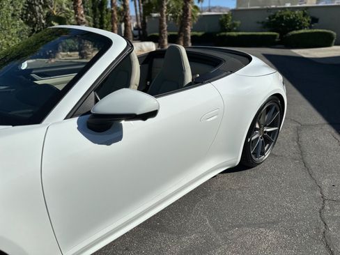 Used 2020 Porsche 911 Carrera S RWD image 22