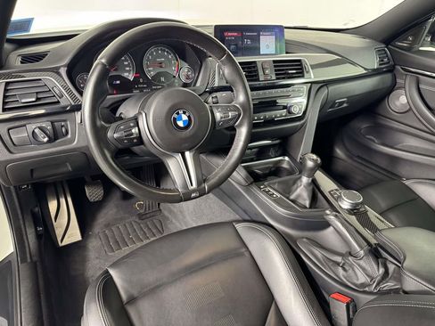 Used 2018 BMW M4 Coupe RWD image 5