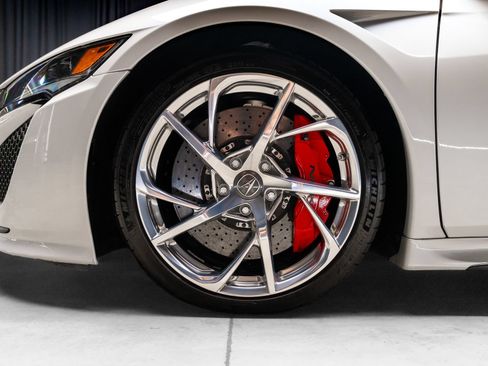 Used 2017 Acura NSX AWD/4WD image 26
