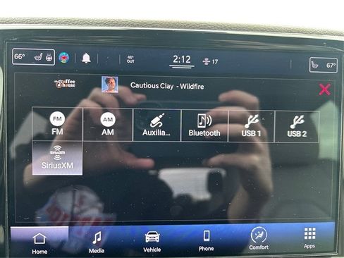 Used 2021 Chrysler Pacifica Touring-L image 33