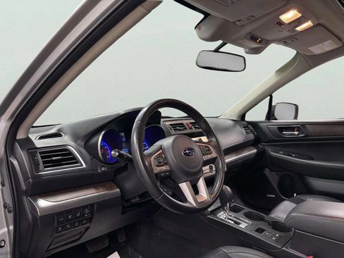 Used 2016 Subaru Outback 2.5i Limited image 12