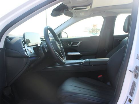 Used 2025 Mercedes-Benz E 350 Sedan image 23