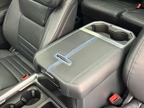 Used 2026 Ford F450 Platinum w/ FX4 Off-Road Package image 27