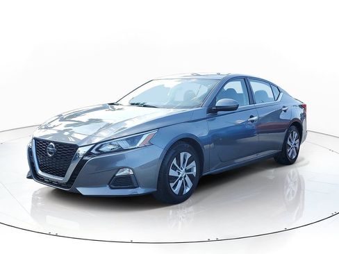 Certified 2020 Nissan Altima 2.5 S FWD image 1