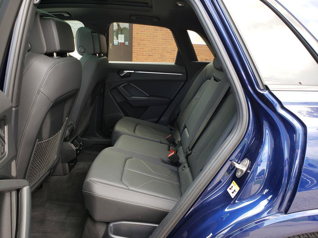 Used 2023 Audi Q3 2.0T Premium Plus w/ Premium Plus Package AWD/4WD image 11