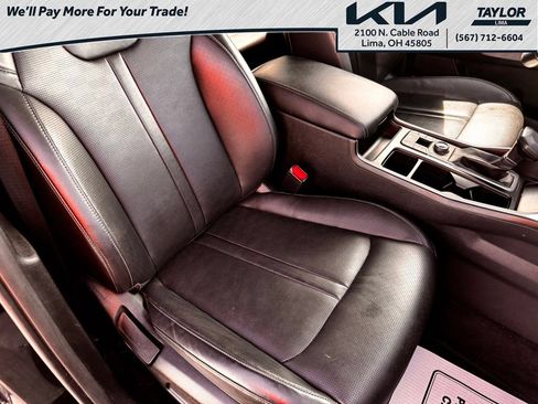 Used 2024 Kia Sorento S AWD/4WD image 13