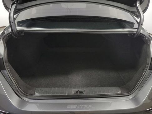 Used 2024 Nissan Sentra S FWD image 27