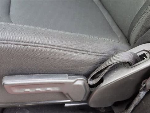 Used 2022 Jeep Wrangler Sport image 17