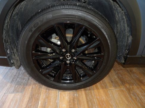 Certified 2023 MAZDA CX-5 Carbon Edition image 10