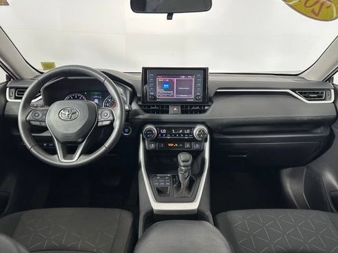 Used 2020 Toyota RAV4 XLE w/ Convenience Package AWD/4WD image 11