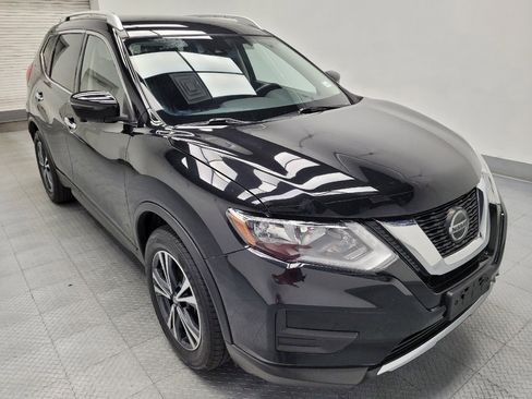 Used 2020 Nissan Rogue SV w/ Premium Package FWD image 13