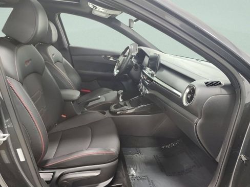 Used 2021 Kia Forte GT image 13