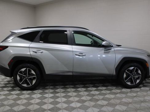 Used 2025 Hyundai Tucson SEL FWD image 12