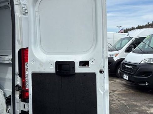 Used 2023 RAM ProMaster 2500 image 16