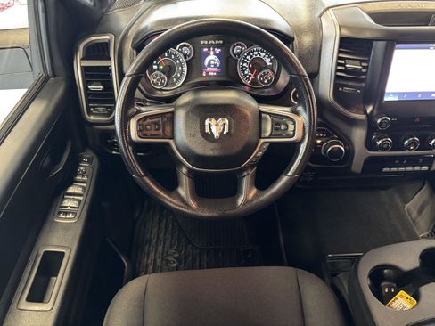 Used 2024 RAM 2500 Tradesman w/ Chrome Appearance Group image 12