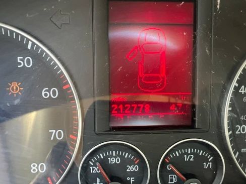 Used 2006 Volkswagen Jetta 2.5 FWD image 9