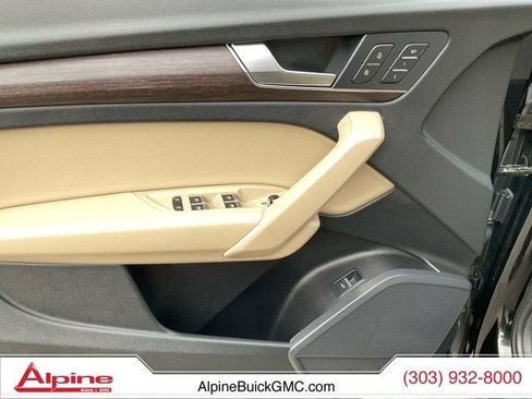 Used 2023 Audi Q5 2.0T Premium w/ Convenience Package image 15