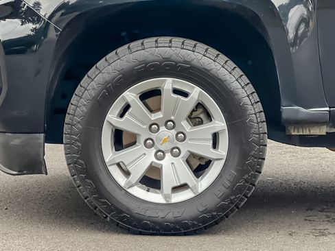 Used 2022 Chevrolet Colorado LT w/ LT Convenience Package image 36