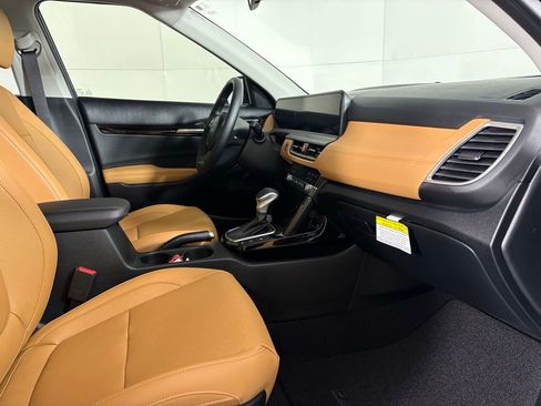 New 2026 Kia Seltos EX image 14