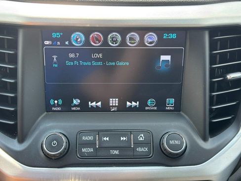 Used 2018 GMC Acadia SLT AWD/4WD image 20