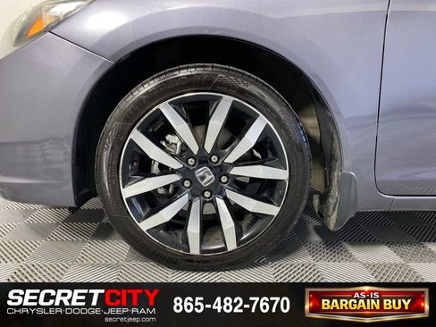 Used 2015 Honda Civic EX-L image 9