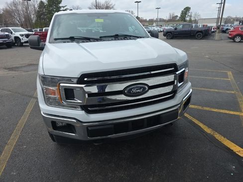 Used 2018 Ford F150 XLT image 3