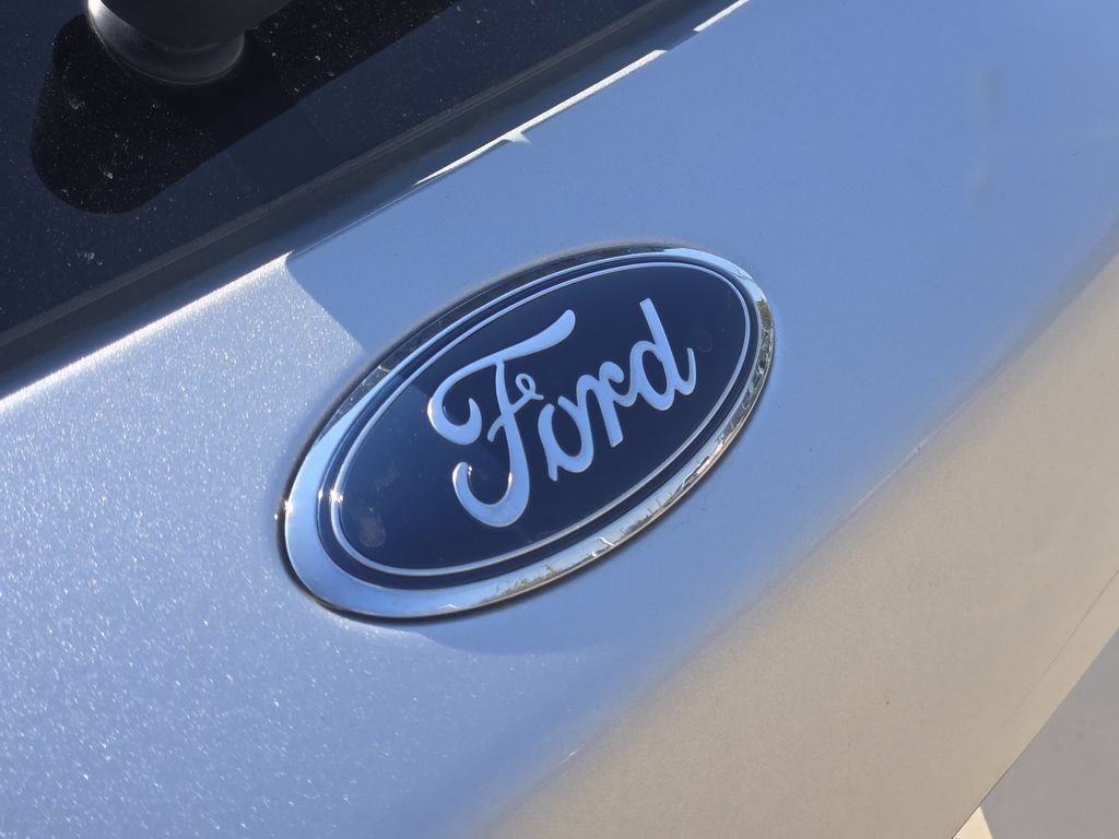 Used 2020 Ford Escape SE FWD image 11
