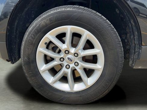 Used 2014 Ford Edge SE FWD image 20