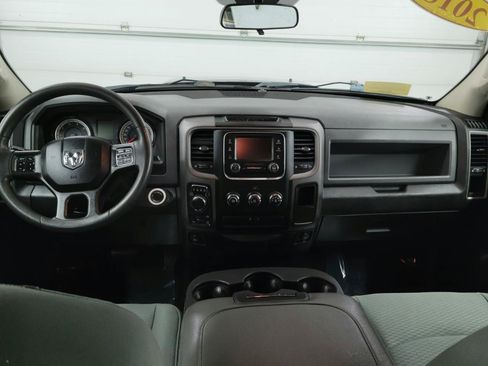 Used 2018 RAM 1500 Express w/ Express Value Package AWD/4WD image 15