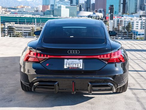 Used 2025 Audi RS e-tron GT performance w/ 21" Wheel Package image 8