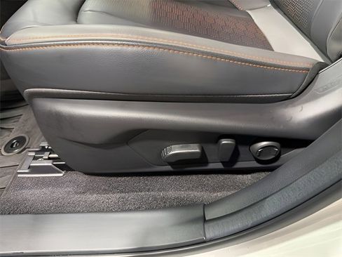 Certified 2025 Subaru Crosstrek 2.5i Limited w/ Popular Package #4A image 12