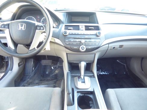 Used 2012 Honda Accord LX image 16