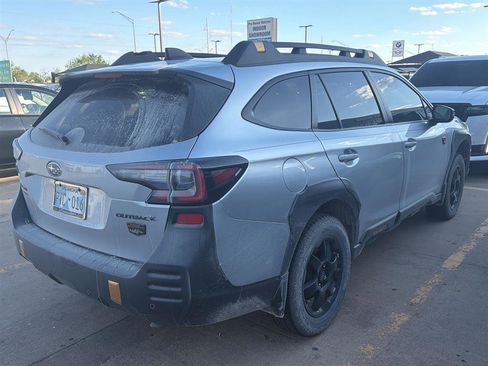 Used 2022 Subaru Outback Wilderness w/ Wilderness Package image 13