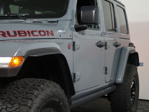 Used 2024 Jeep Wrangler Unlimited Rubicon AWD/4WD image 11