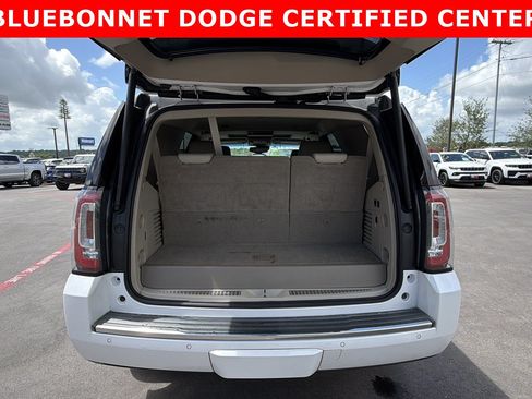 Used 2018 GMC Yukon Denali w/ Denali Ultimate Package AWD/4WD image 31
