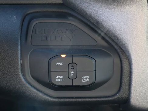 New 2026 RAM 3500 Tradesman w/ Chrome Appearance Group AWD/4WD image 31