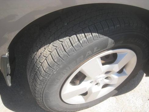 Used 2014 Nissan Rogue S AWD/4WD image 31