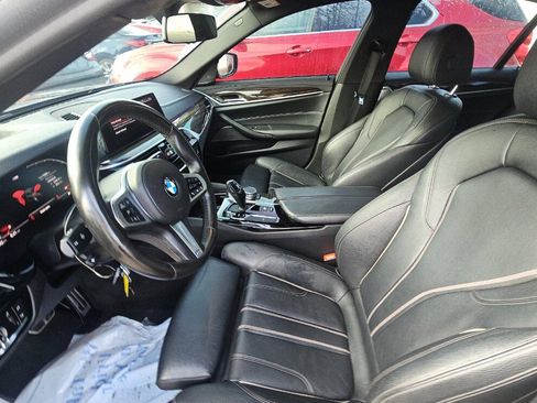 Used 2020 BMW 540i M-Sport w/ M Sport Package image 3