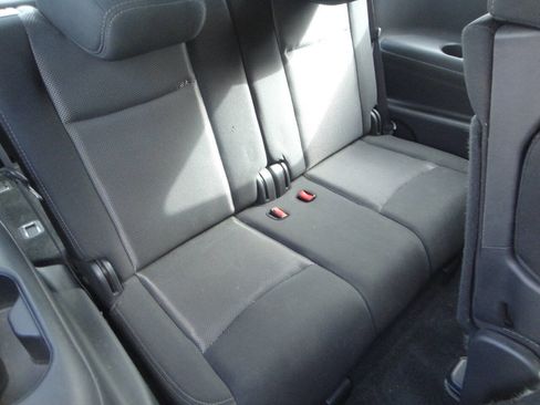 Used 2017 Nissan Pathfinder S image 13