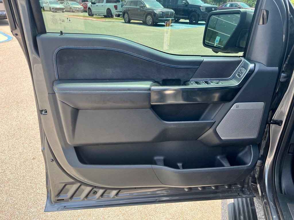 Used 2025 Ford F150 Platinum w/ FX4 Off-Road Package AWD/4WD image 12