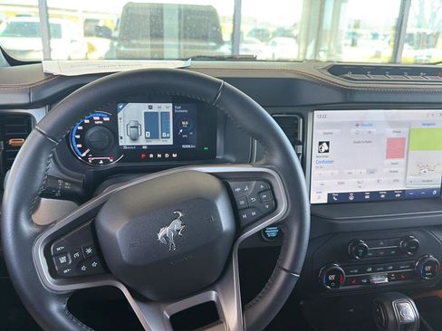 Used 2024 Ford Bronco Badlands image 22