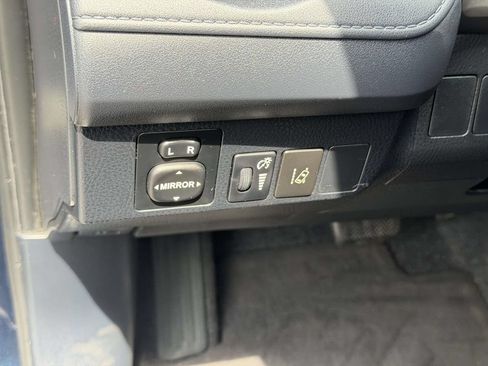 Used 2017 Toyota RAV4 LE w/ Carpet Mat Package FWD image 18