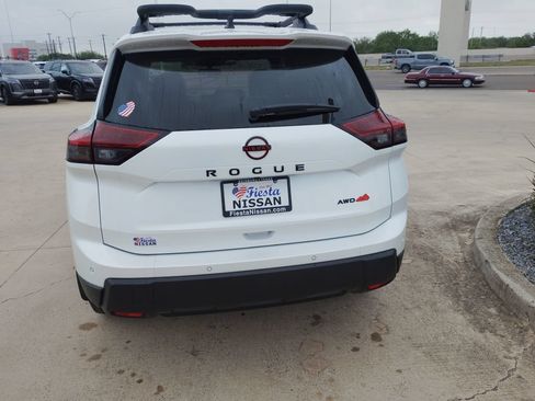 New 2026 Nissan Rogue SV AWD/4WD image 6