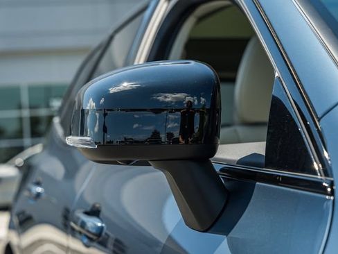 New 2027 Volvo XC60 B5 Ultra AWD/4WD image 16
