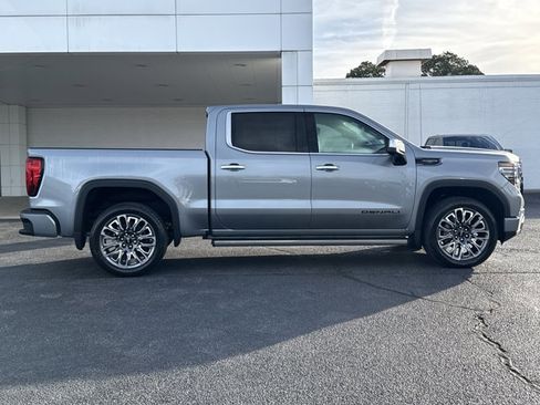 New 2026 GMC Sierra 1500 Denali Ultimate w/ LPO, Black Badging Package image 2